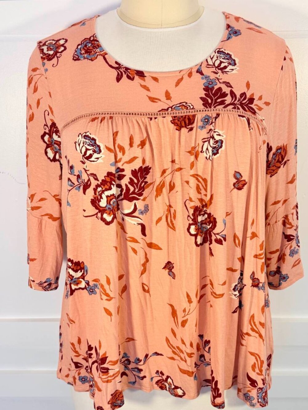EVRI Women's 2X Floral Blouse Pink Babydoll Ruffled Hem